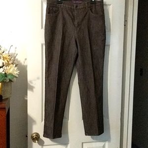 2/$10 Gloria Vanderbilt Amanda Jeans.